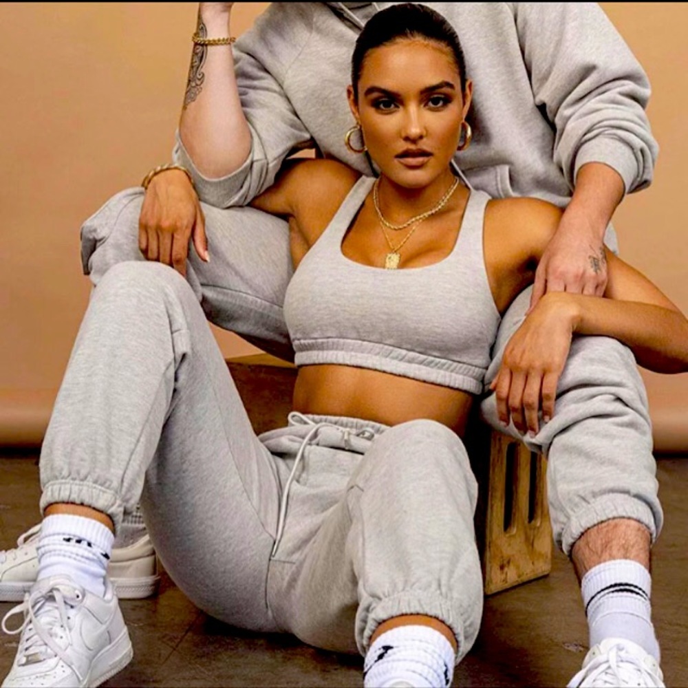 Sweater crop top and sweat pants